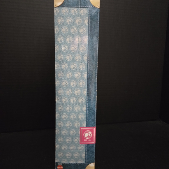 2011 Dolls of the World Argentina Barbie Pink Label #W3375 - Picture 2 of 9